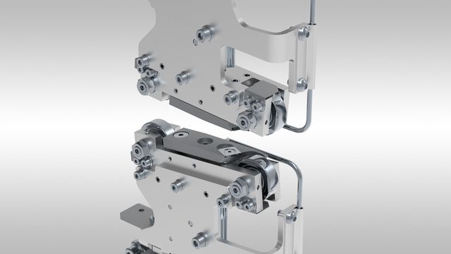 Flat scrapers with pre- and post-sensing for edgebanding