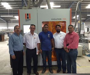 Satisfied reference customer: Komex from Panama with its vertical CNC machine EVOLUTION 7405